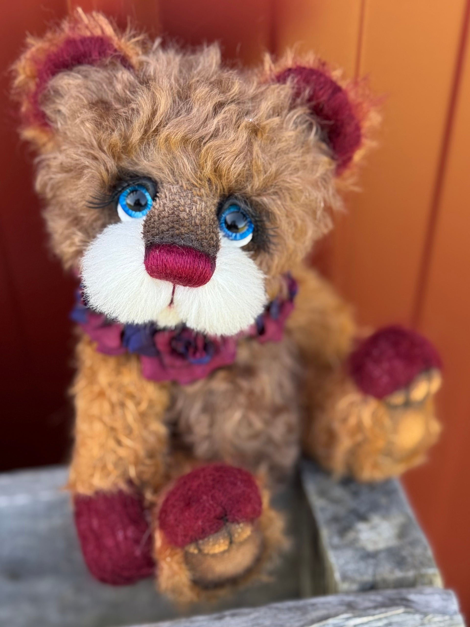 Finch Lotus - 9" Mohair Artist Bear by Emma's Bears - OOAK