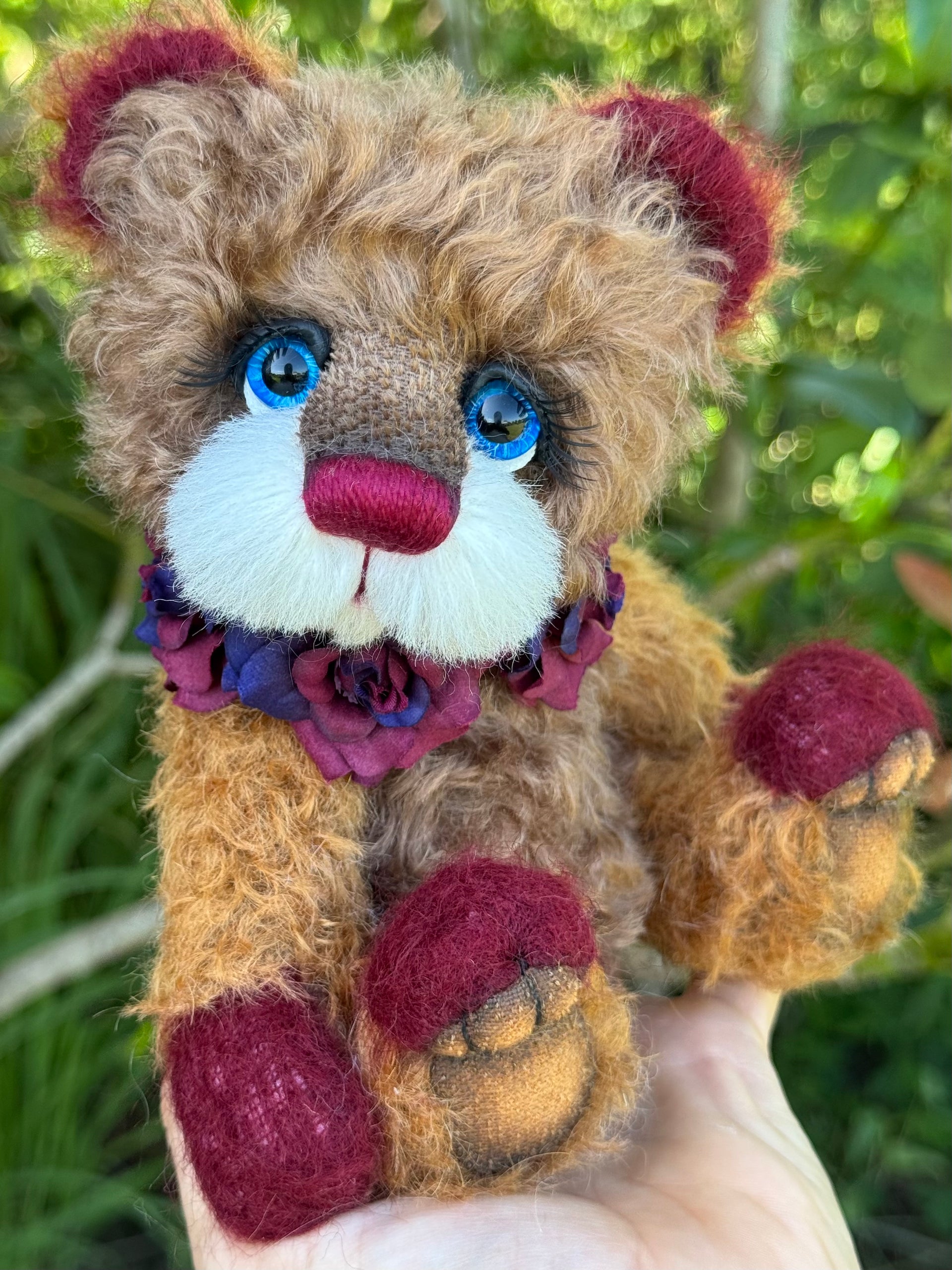 Finch Lotus - 9" Mohair Artist Bear by Emma's Bears - OOAK