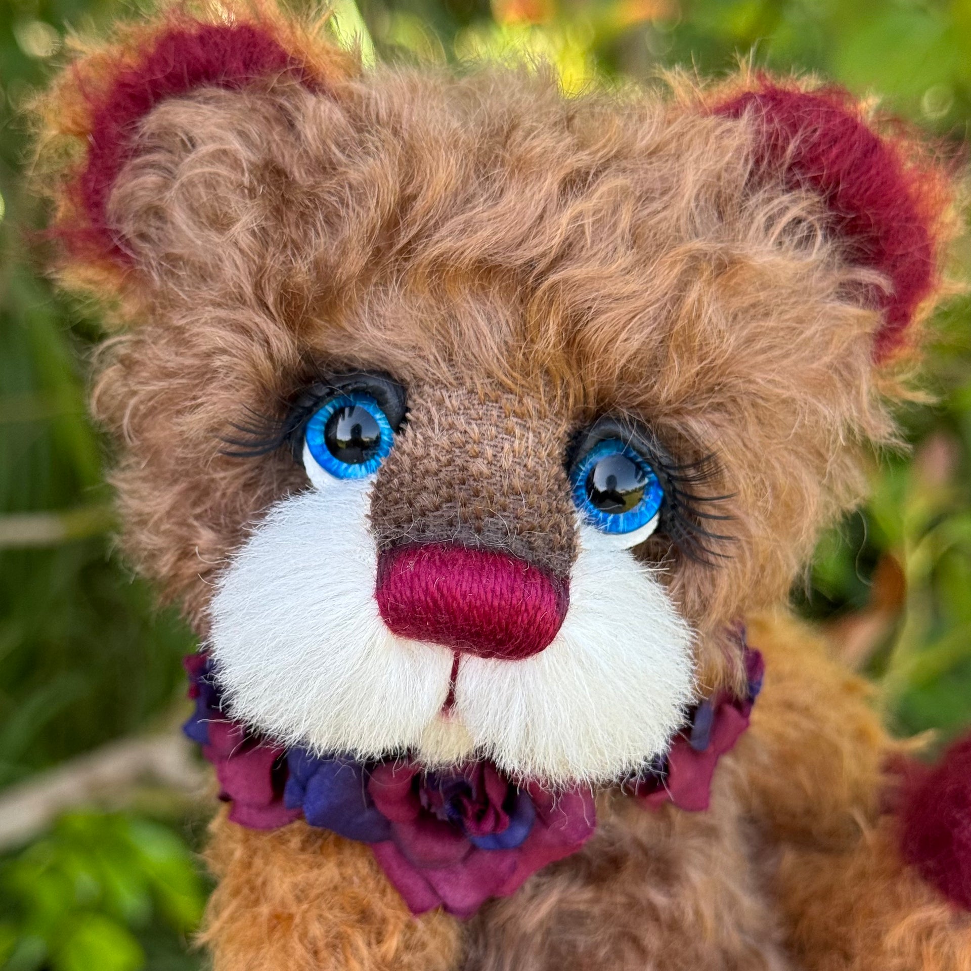 Finch Lotus - 9" Mohair Artist Bear by Emma's Bears - OOAK