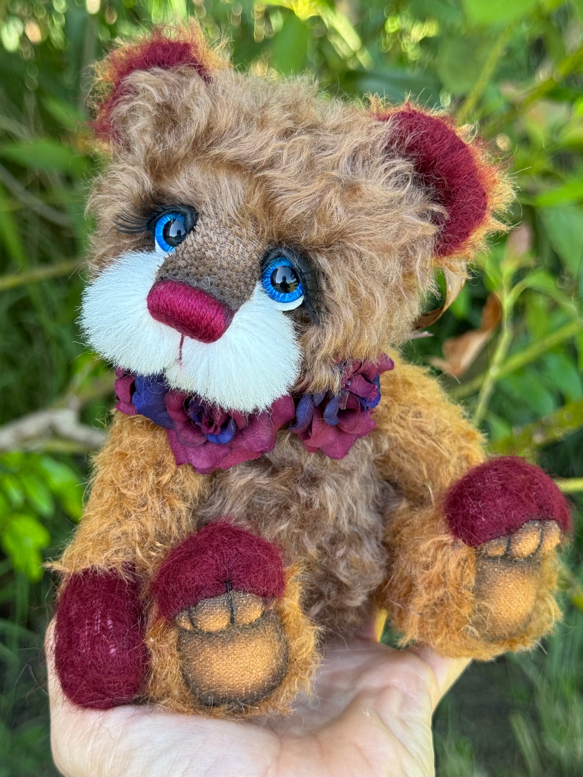Finch Lotus - 9" Mohair Artist Bear by Emma's Bears - OOAK