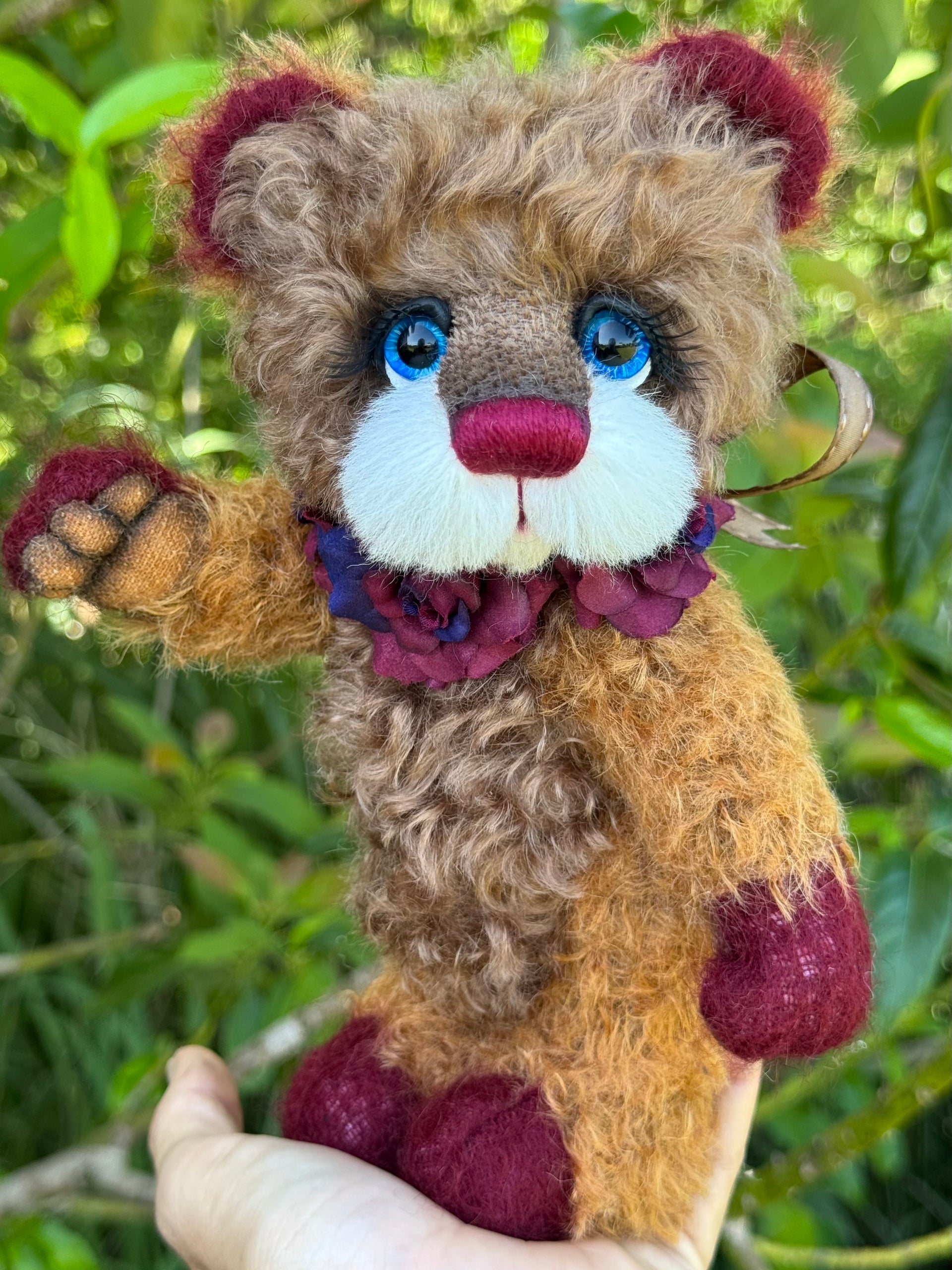 Finch Lotus - 9" Mohair Artist Bear by Emma's Bears - OOAK