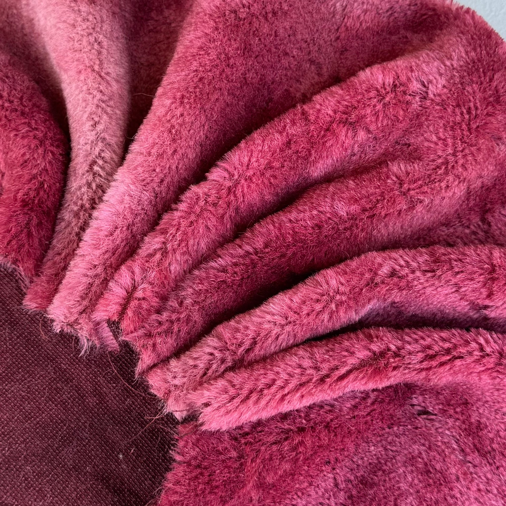 10mm Alpaca  - Hand Dyed Spiced Wine Batik - Fat 1/4m  - DEC013