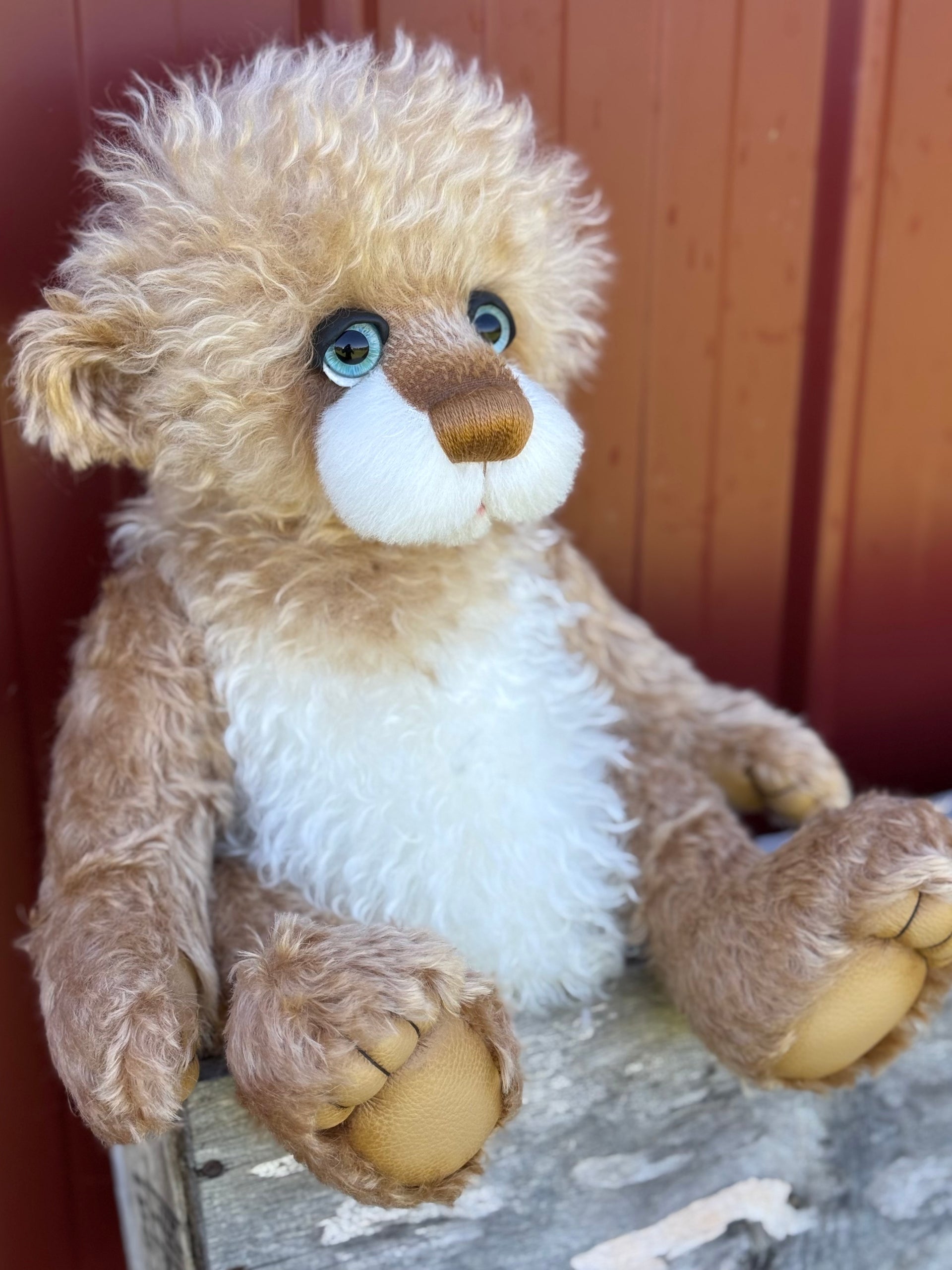 Benjamin Bilby - 17" Blonde Mohair EASTER Artist Bear by Emma's Bears - OOAK