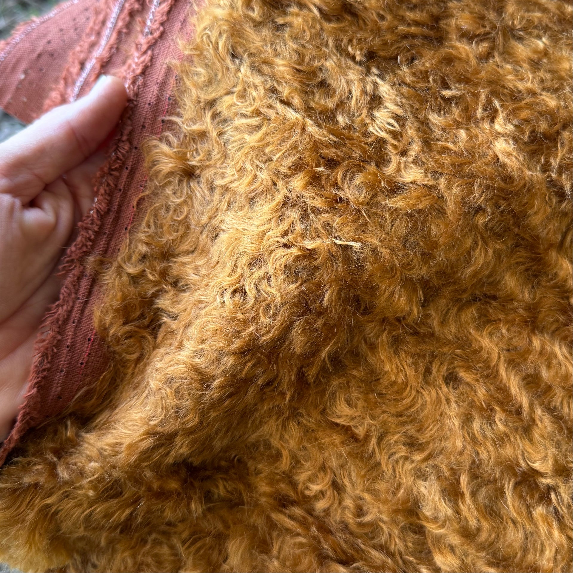 Bronze - 26mm Wiggle-Wavy Mohair