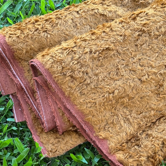 Bronze - 26mm Wiggle-Wavy Mohair