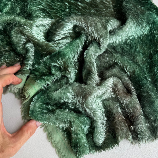 Curly Viscose - Hand Dyed Forest Batik - Fat 1/8m - FEB005