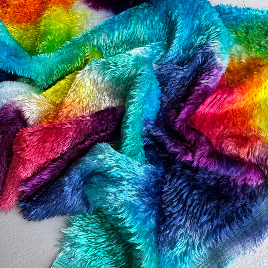 Curly Viscose - Hand Dyed Rainbow Clouds - Fat 1/4m - FEB013