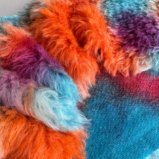Long Alpaca - Hand Dyed Groovy - Fat 1/8m - FEB098