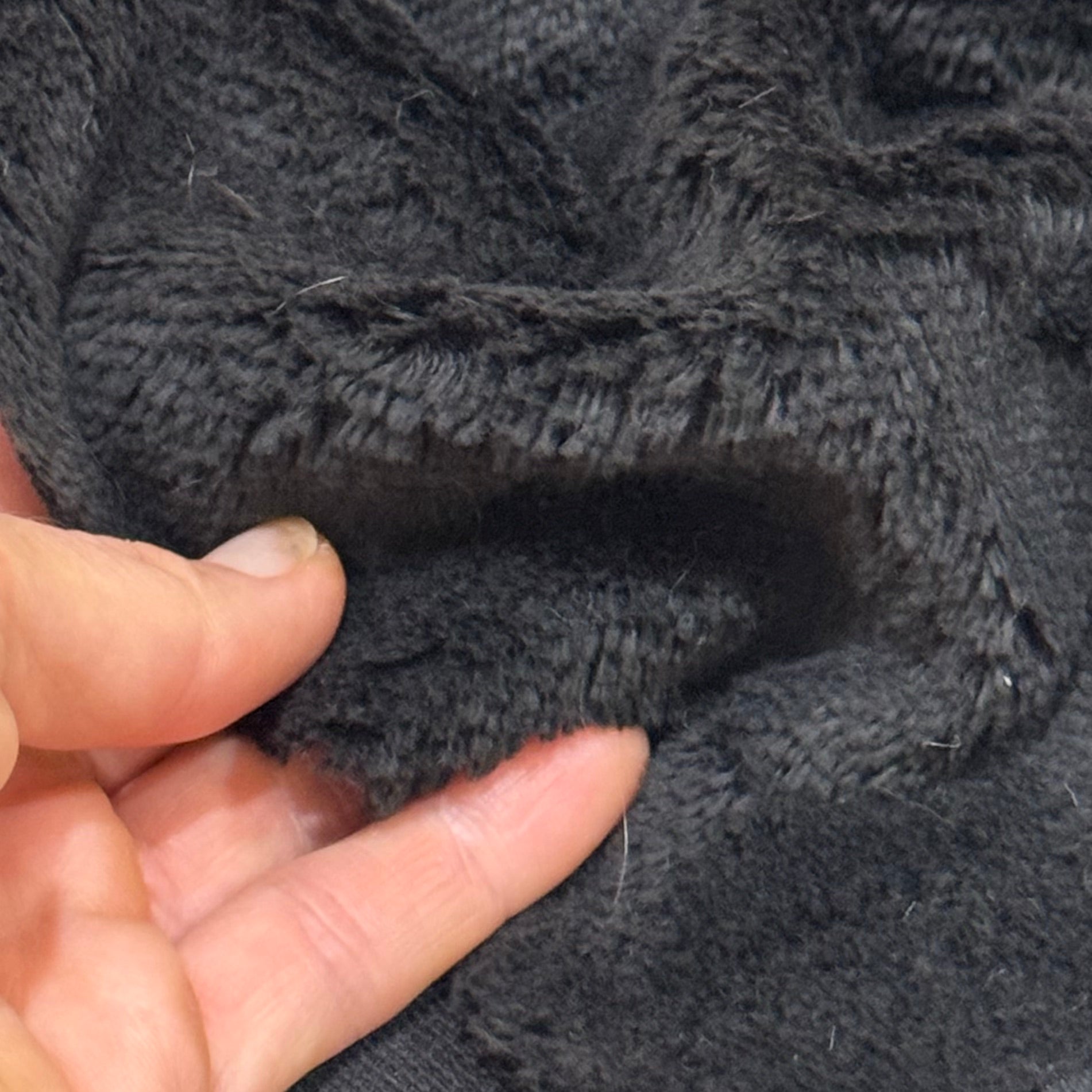 Cotton Fur - Straight 7mm Pile - Black