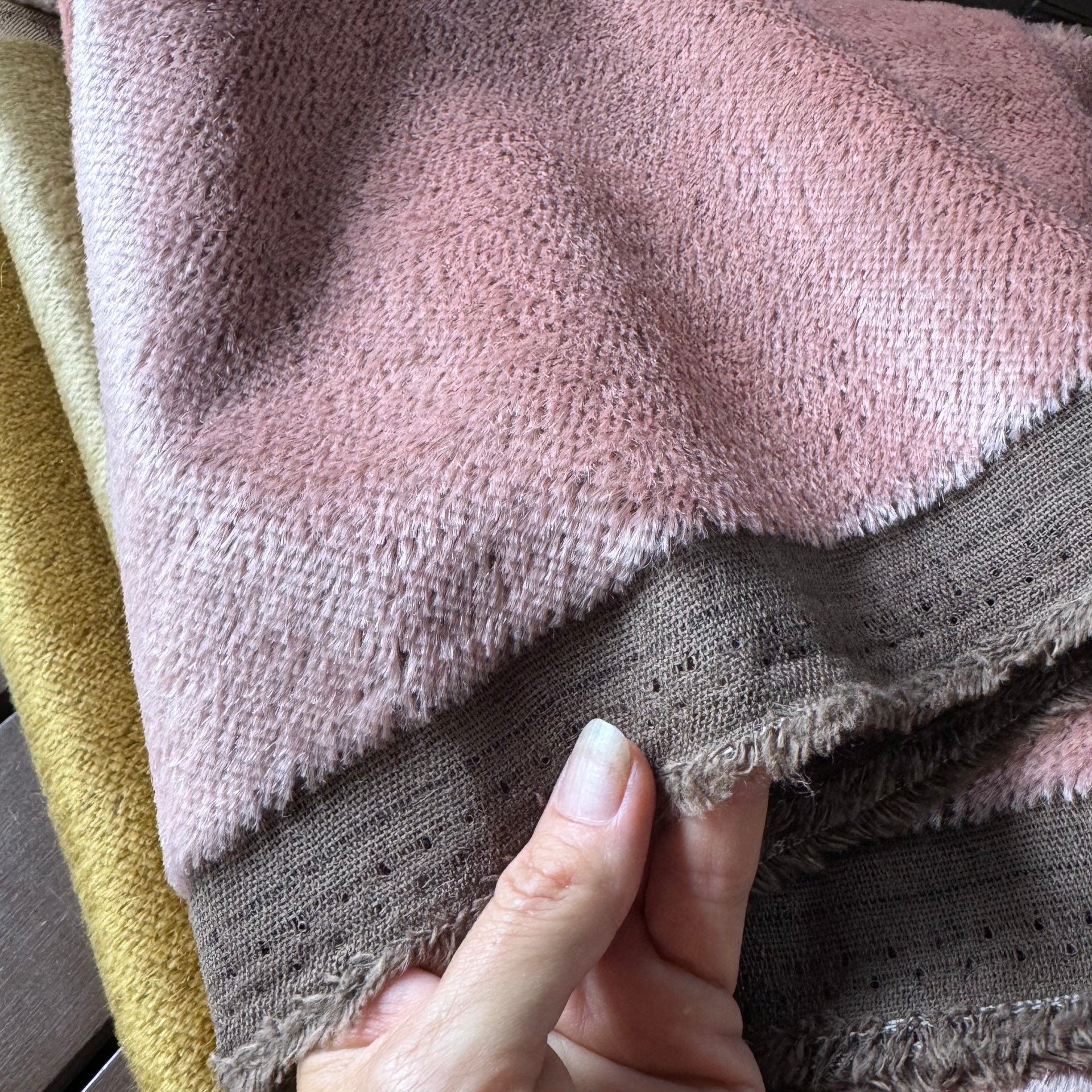 Pink Lolly - Straight pile 8mm Mohair