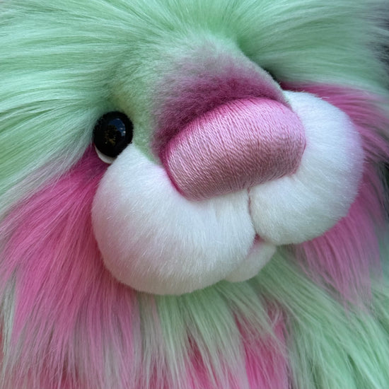 Applesplash - 18" Luxury faux fur artist bear by Emma's Bears - OOAK