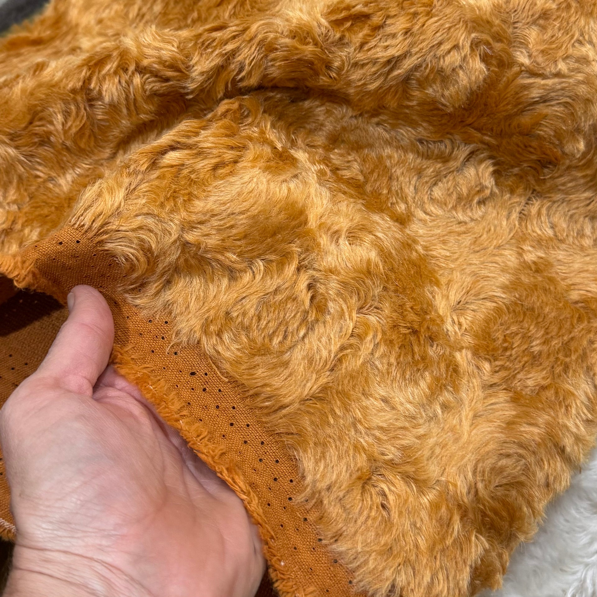 Teddy Gold - 20mm Swirl-effect Mohair/viscose blend