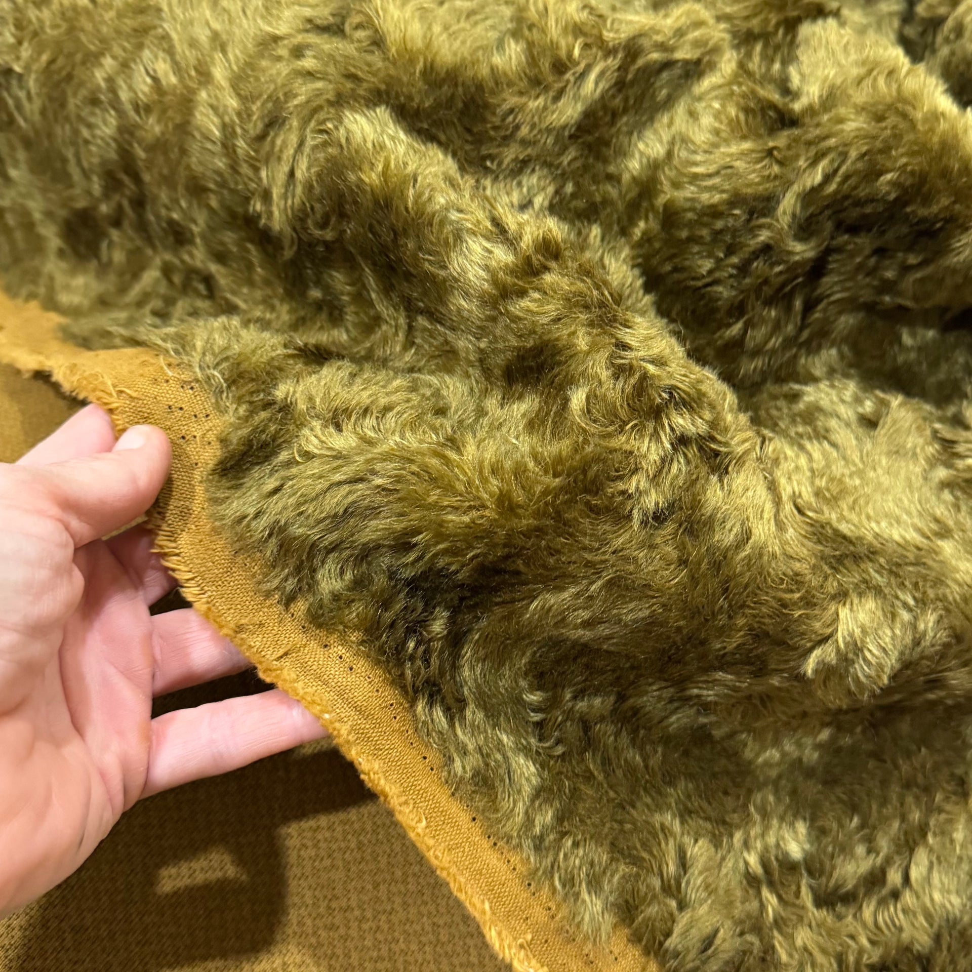 Olive Green - 20mm Swirl-effect Mohair/viscose blend