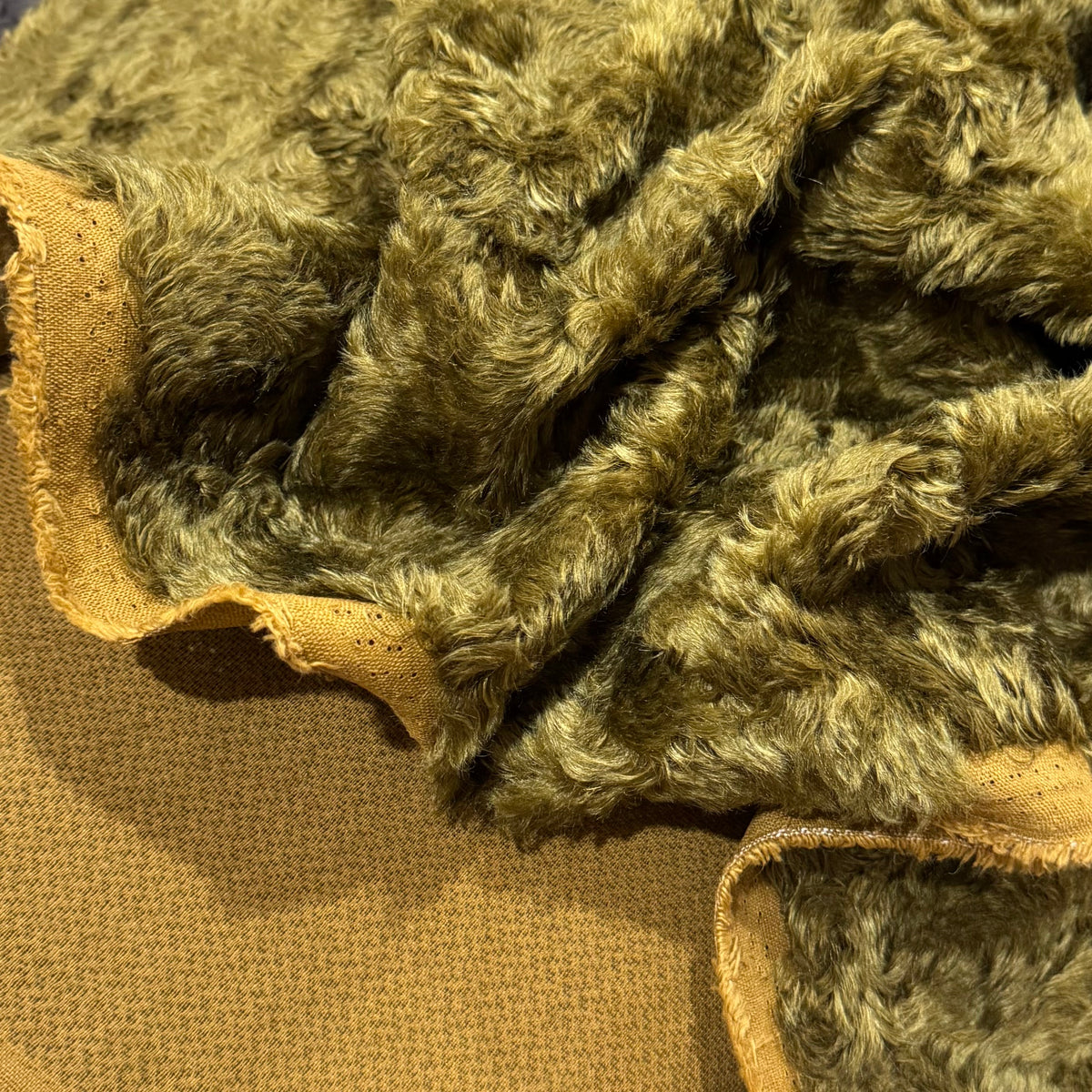 Olive Green - 20mm Swirl-effect Mohair/viscose blend