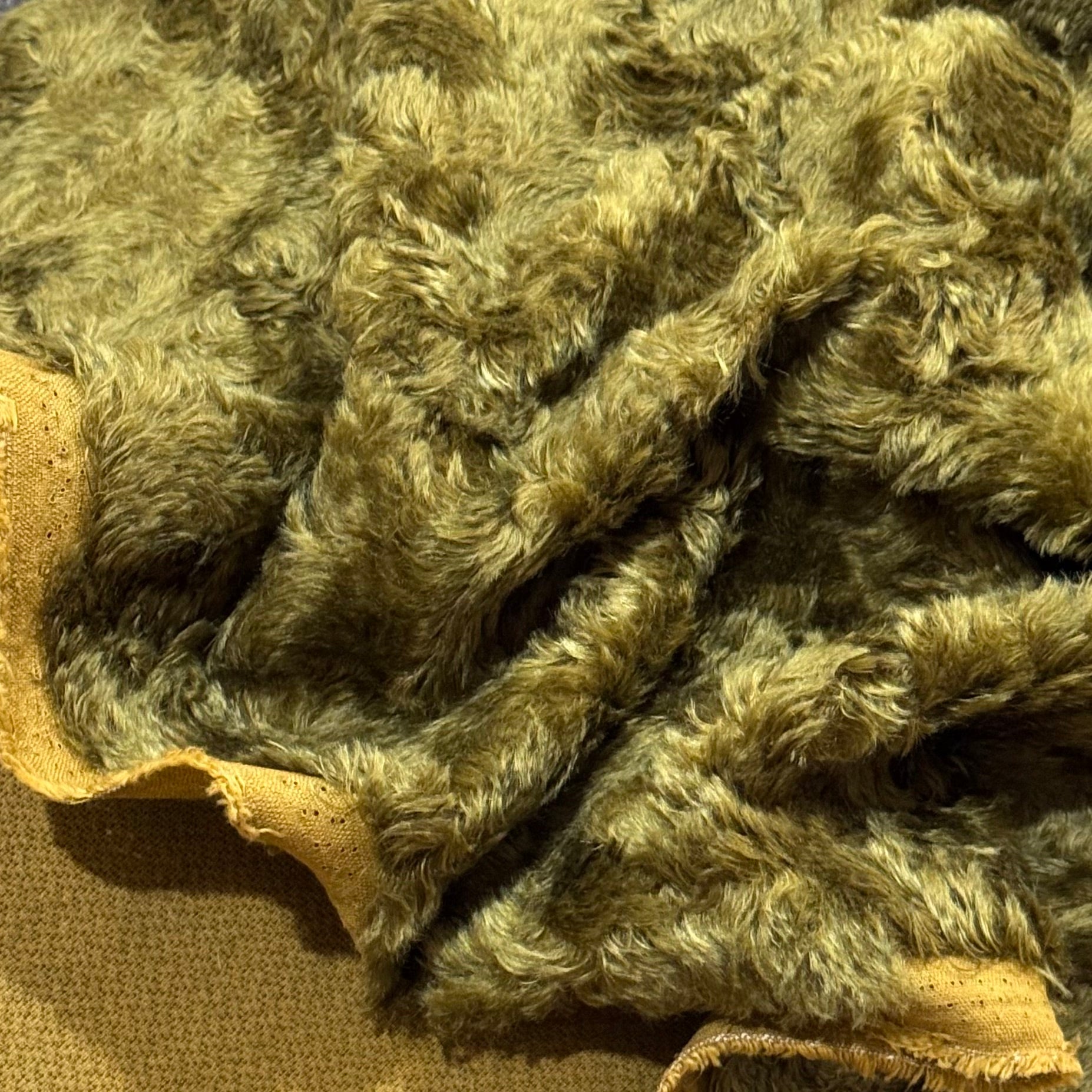 Olive Green - 20mm Swirl-effect Mohair/viscose blend