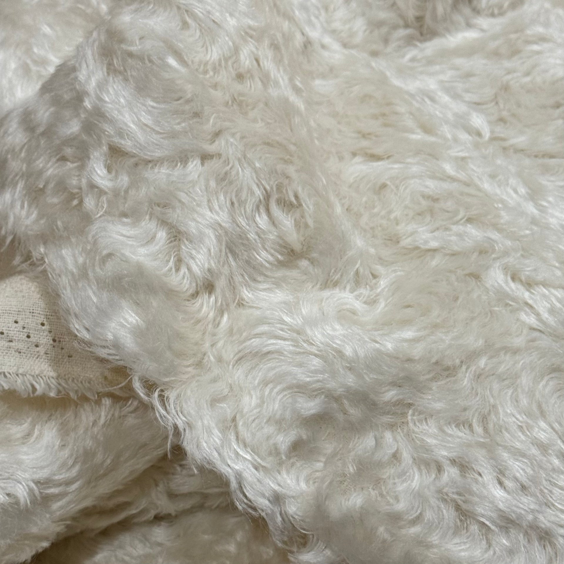 Fresh White - 20mm Swirl-effect Mohair/viscose blend