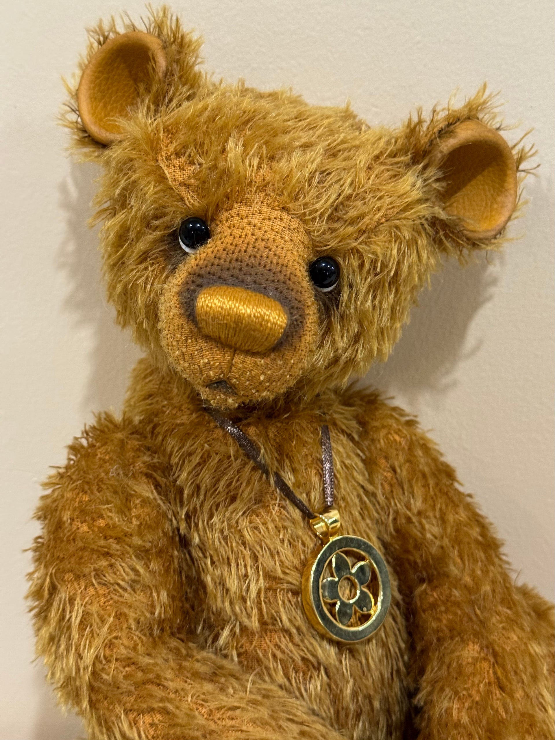 Foxglove - 16" Traditional mohair bear by Emma's Bears - OOAK