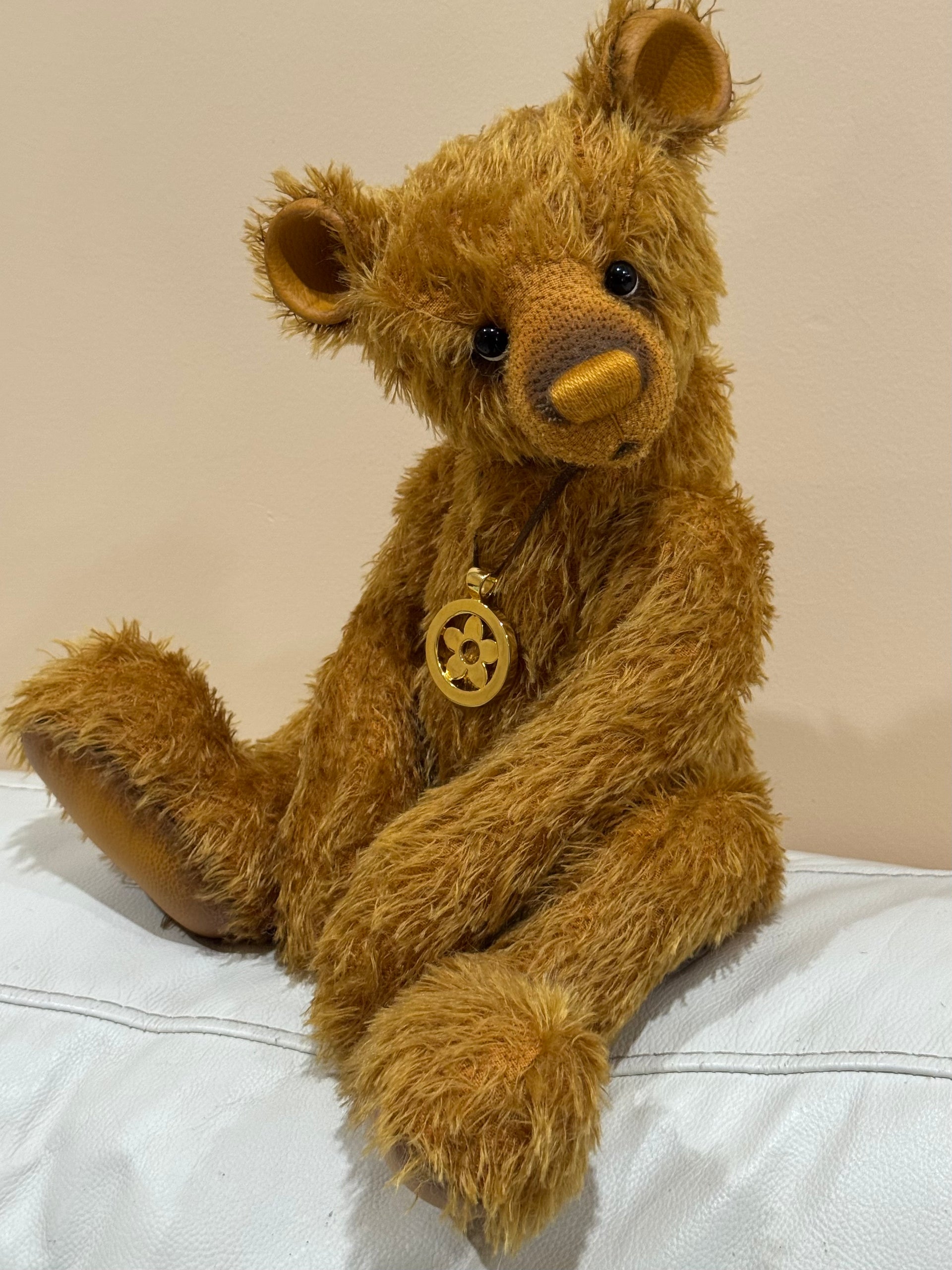 Foxglove - 16" Traditional mohair bear by Emma's Bears - OOAK