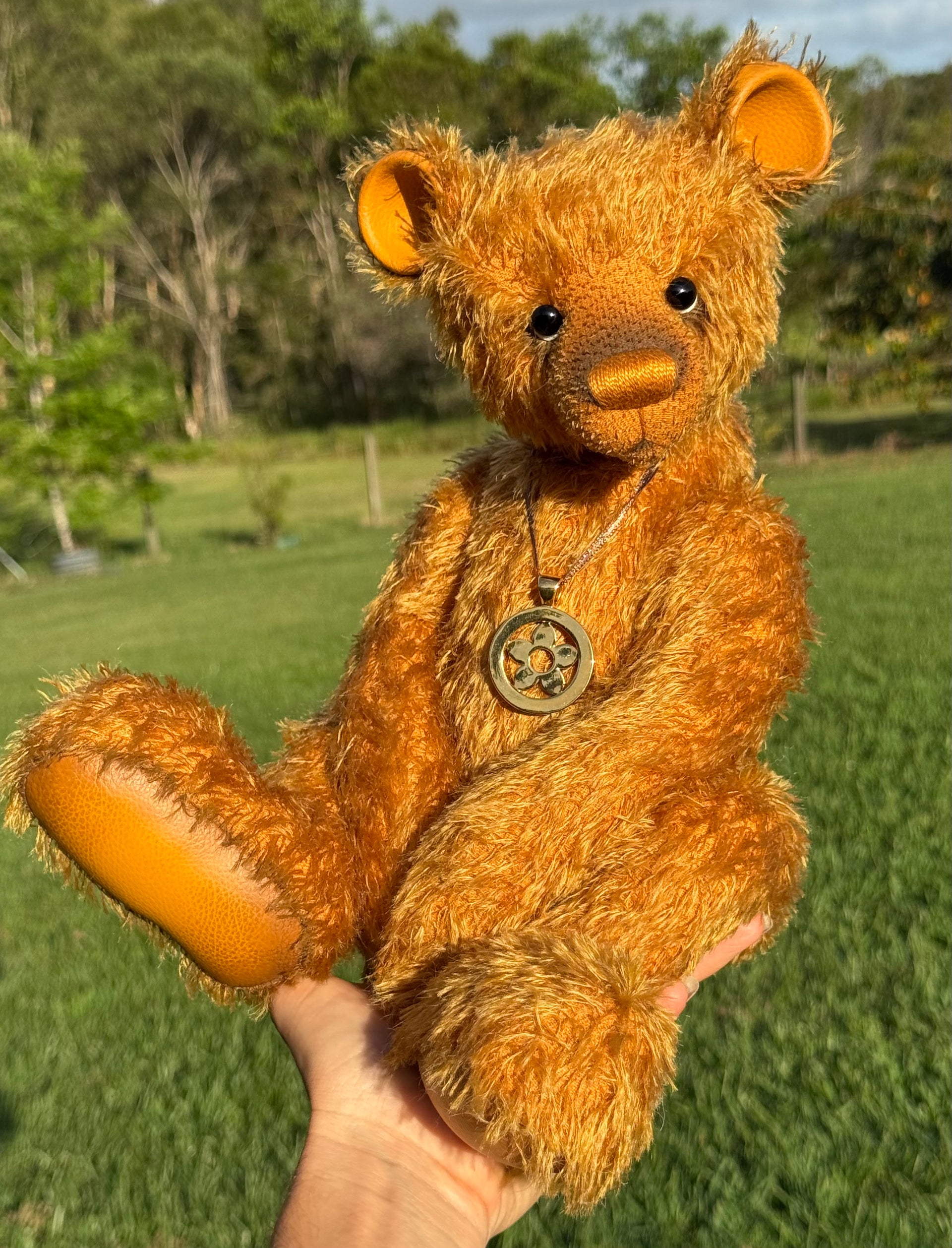 Foxglove - 16" Traditional mohair bear by Emma's Bears - OOAK