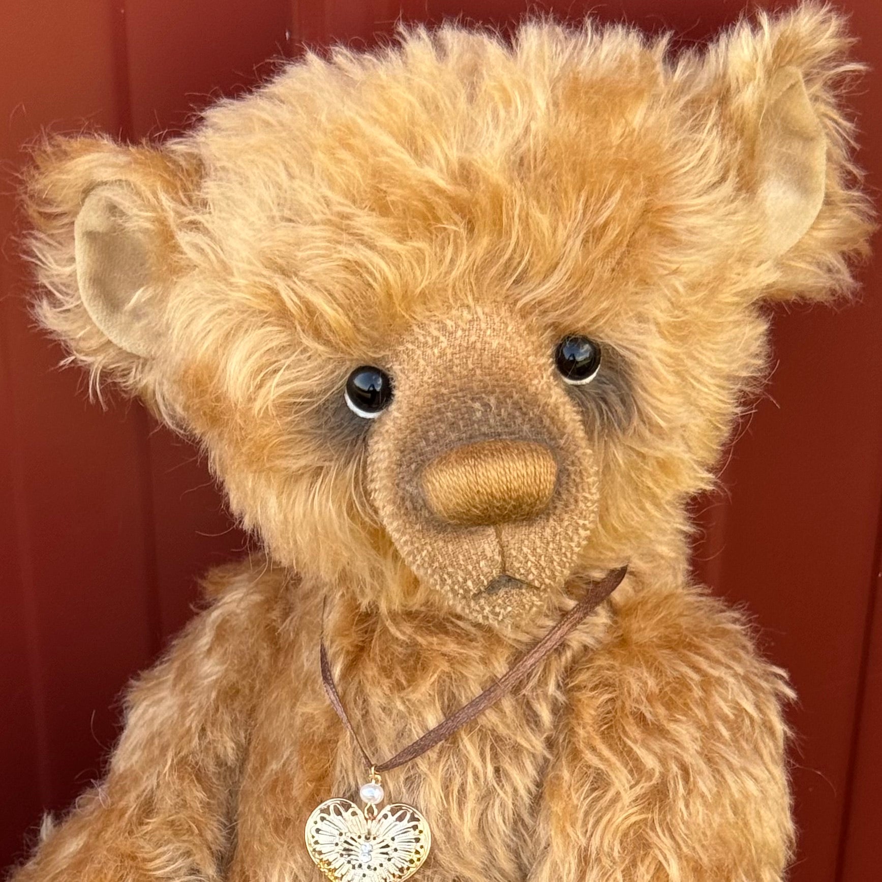 Whistlewhisk - 16" Traditional mohair bear by Emma's Bears - OOAK