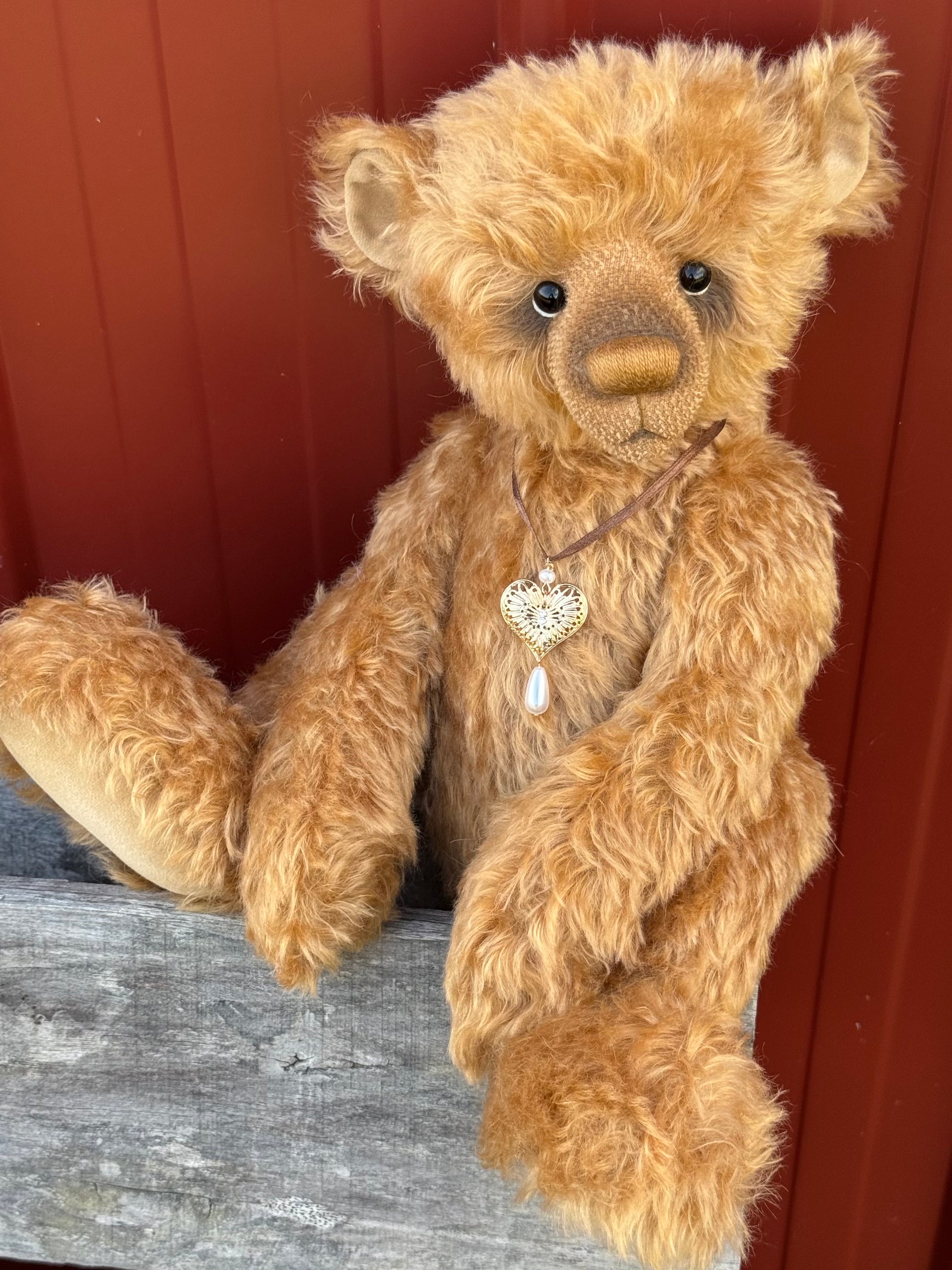 Whistlewhisk - 16" Traditional mohair bear by Emma's Bears - OOAK