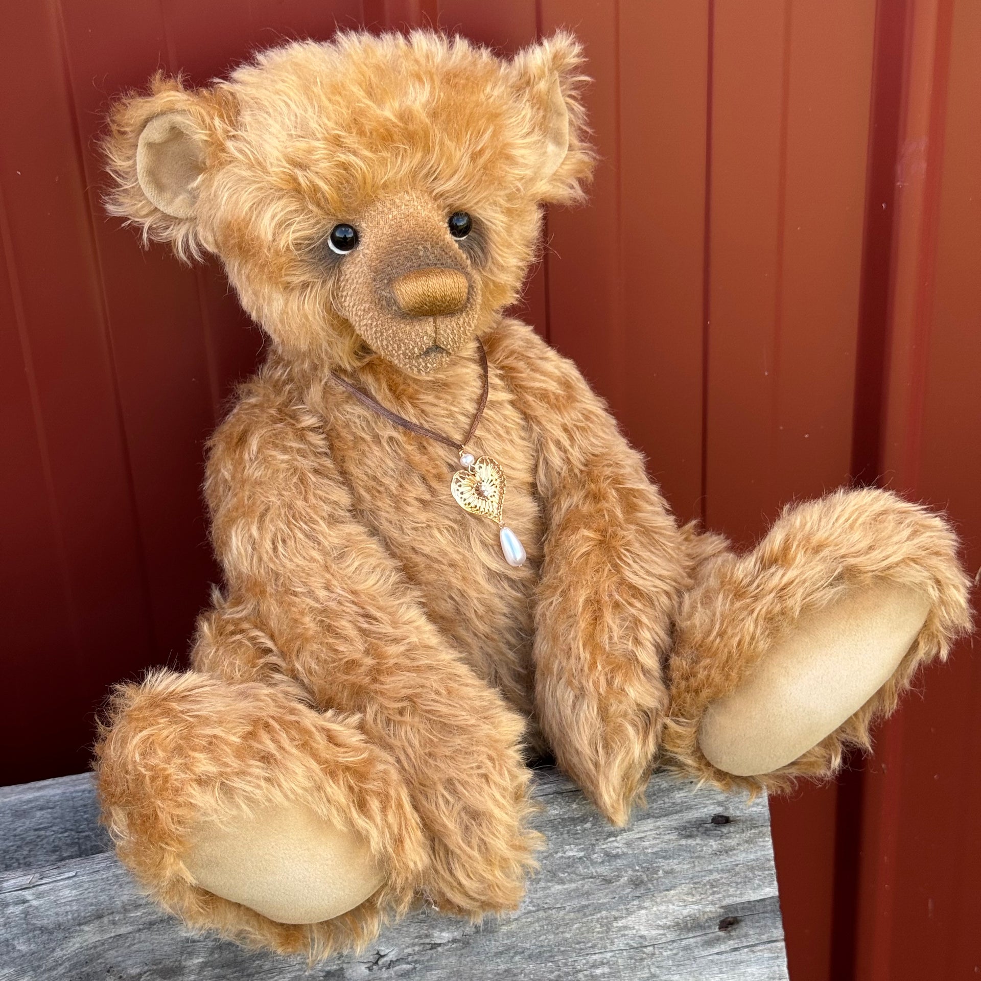 Whistlewhisk - 16" Traditional mohair bear by Emma's Bears - OOAK