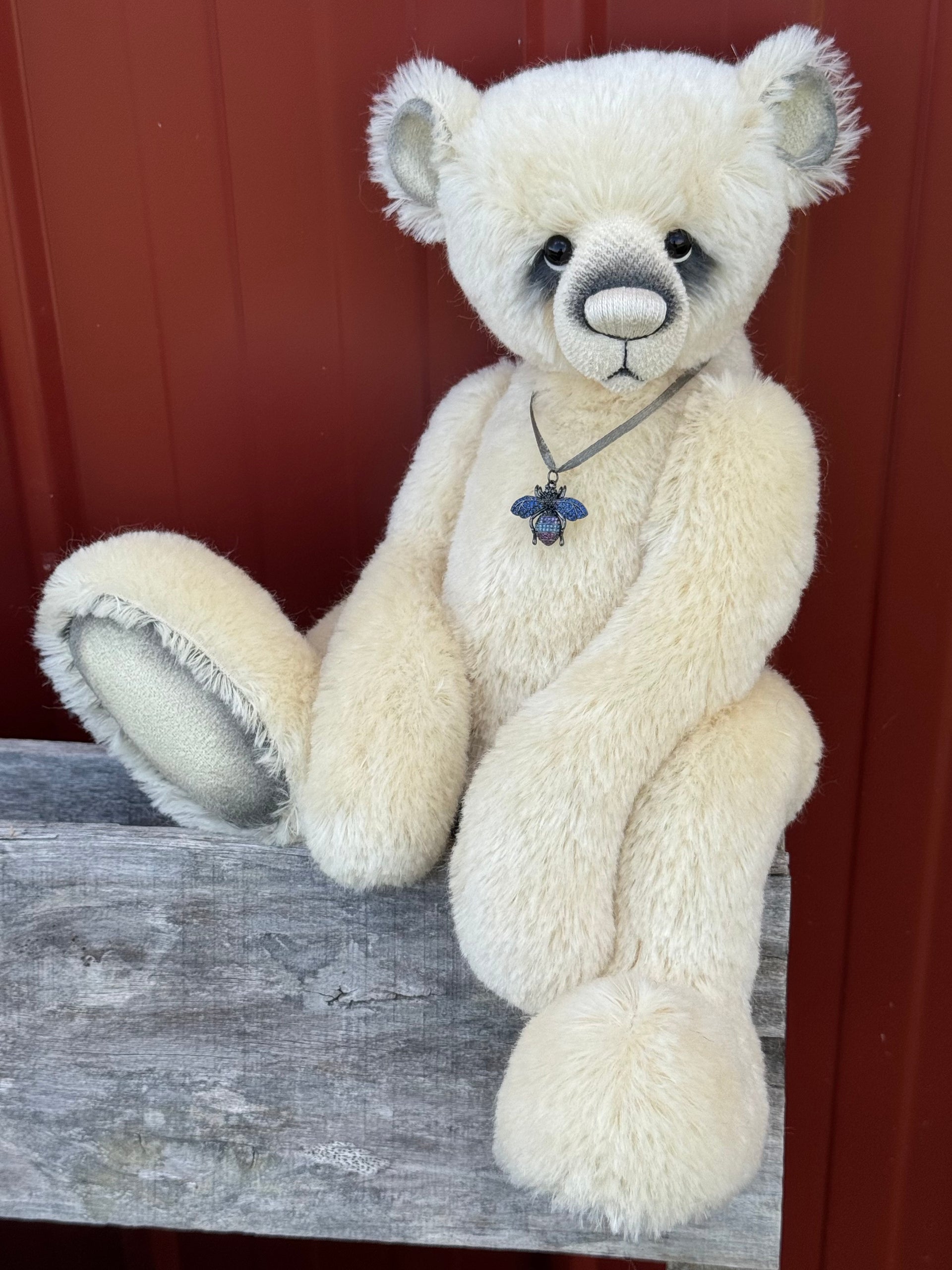 Bumbleghost - 16" Traditional mohair bear by Emma's Bears - OOAK