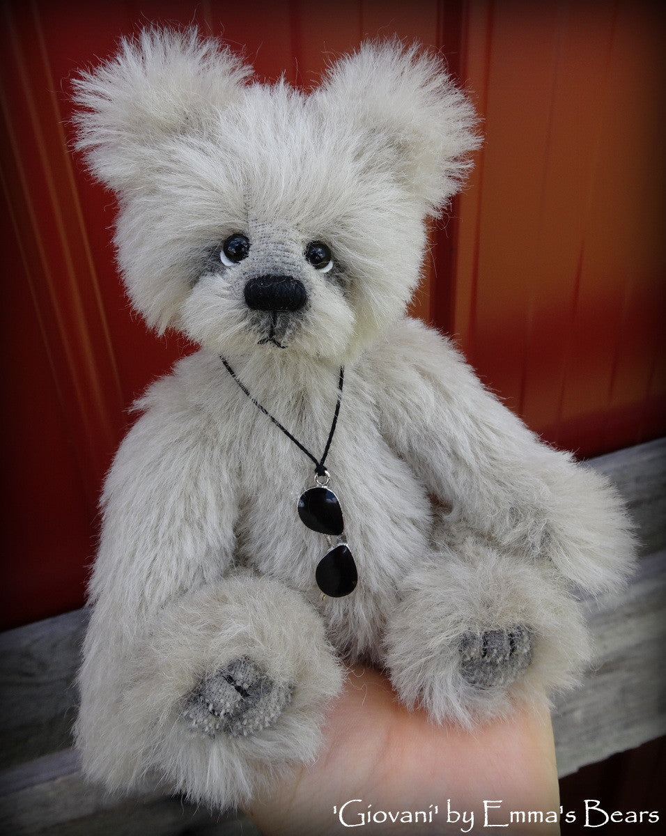 Giovani - 8in alpaca Artist Bear by Emmas Bears