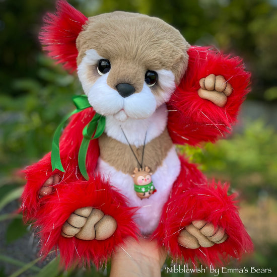 Nibblewish - 17" Faux Fur Christmas Artist Bear by Emma's Bears - OOAK
