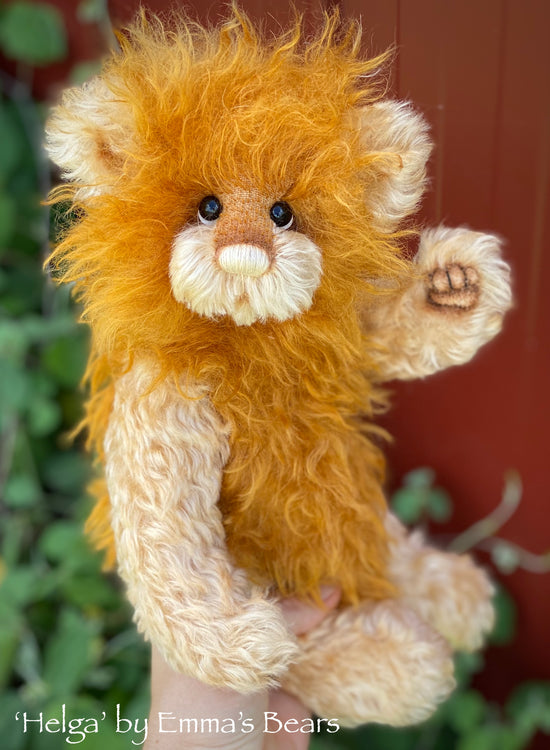 Helga - 12" Hand-dyed mohair artist bear by Emma's Bears  - OOAK