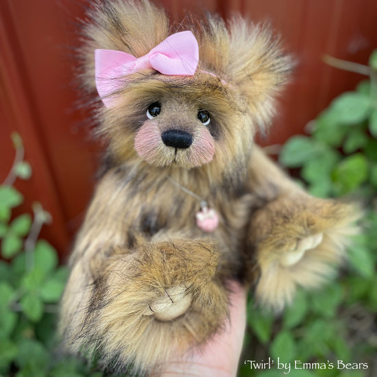 Twirl - 11" Faux Fur Artist Bear by Emmas Bears - OOAK
