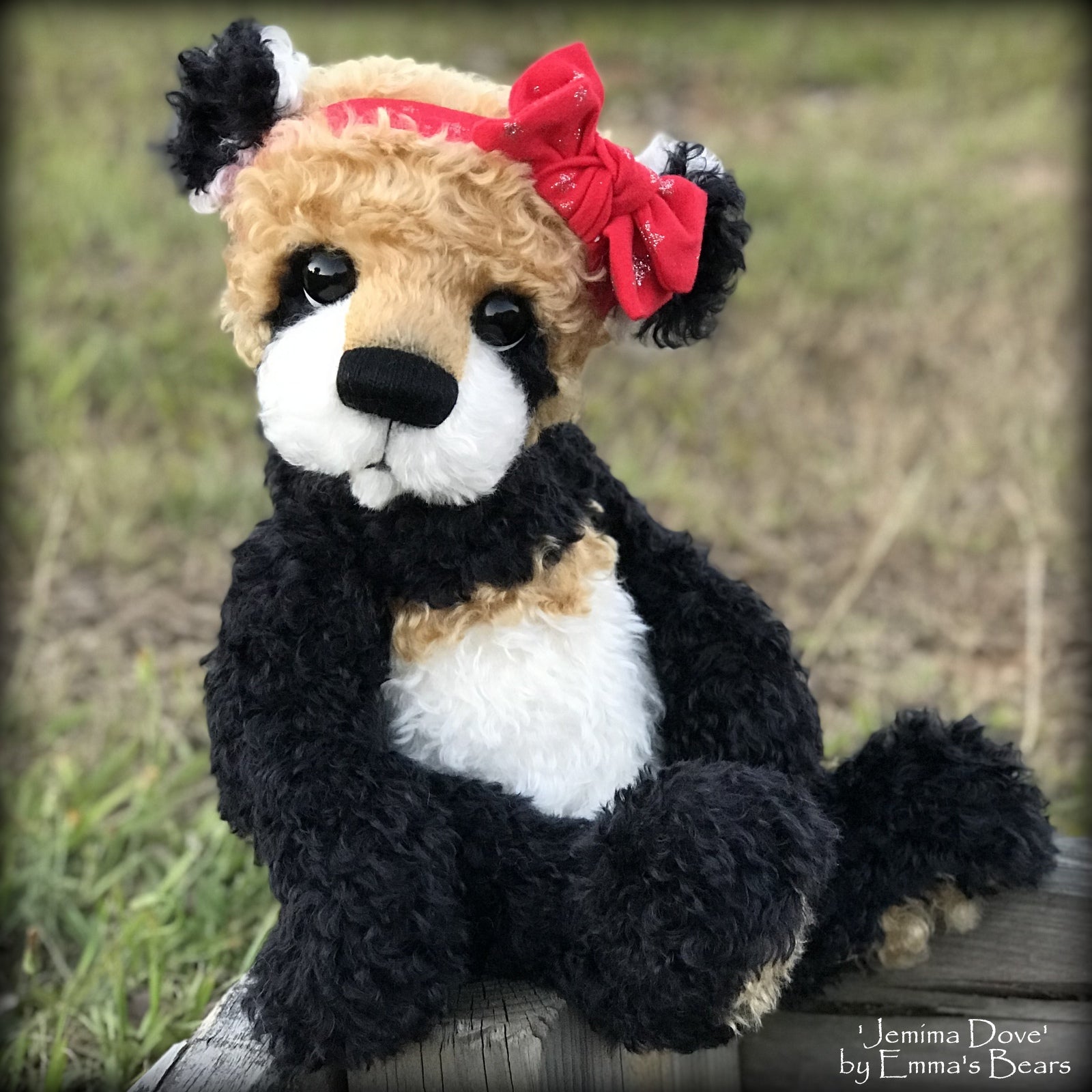 Sable - Black curly Kid Mohair