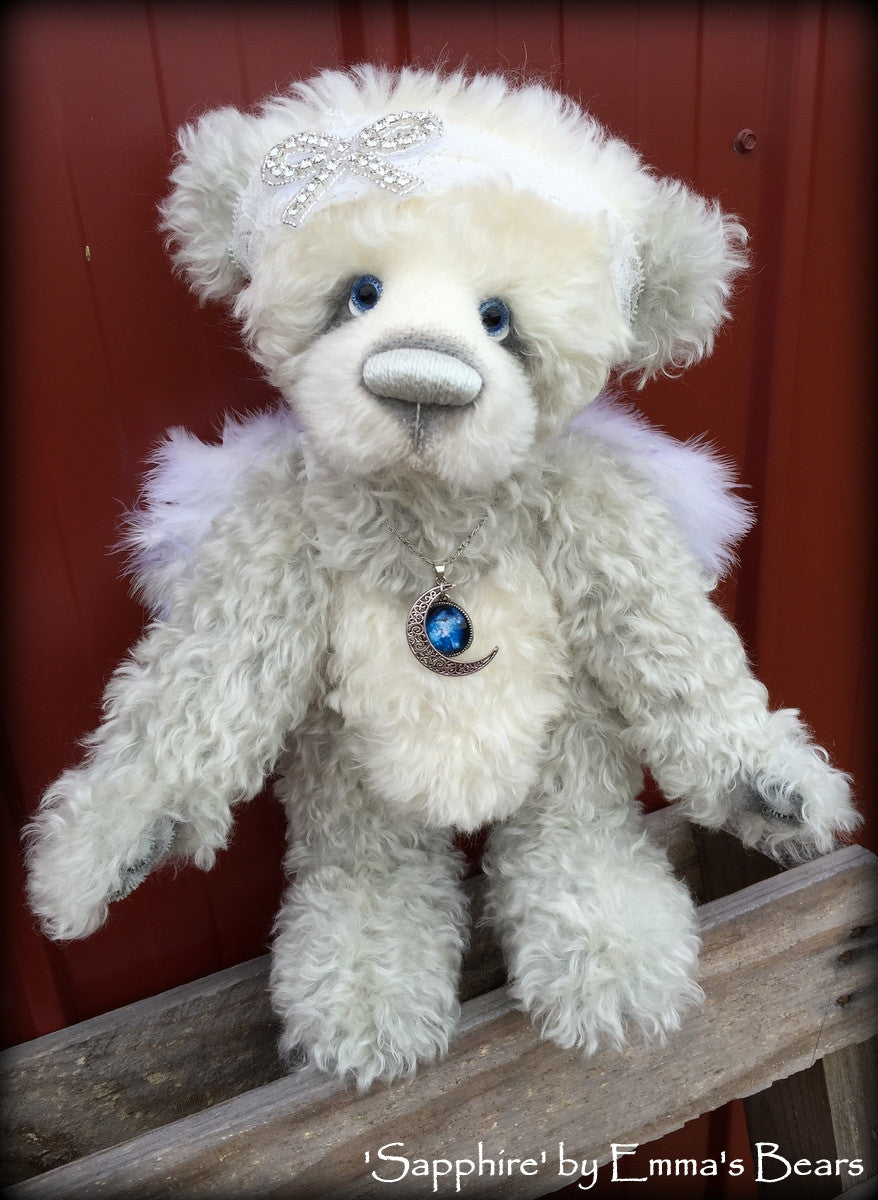 Jasmine - Ivory Curly Kid Mohair